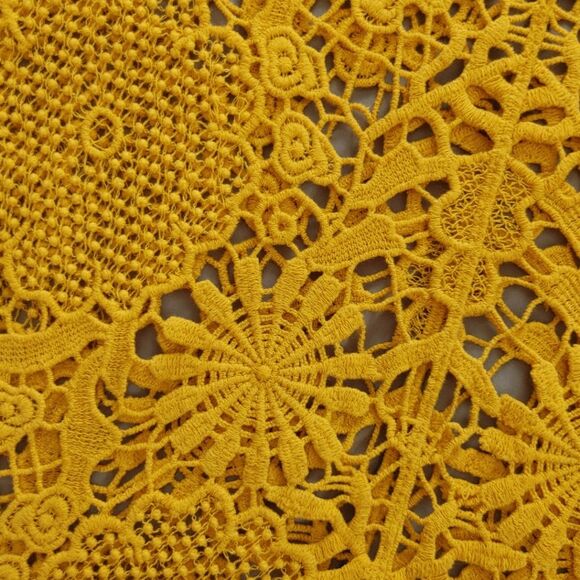 F21 Yellow Crochet Lace Tunic Tank - Medium - Picture 6 of 7